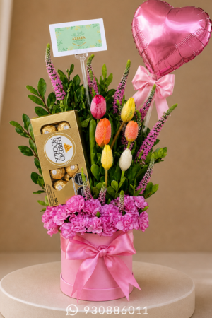 CAJA DE TULIPANES Y CHOCOLATES